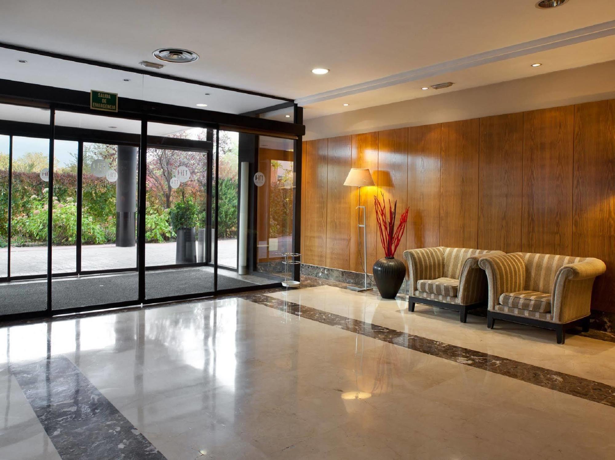 Crisol Leganes Hotel Exterior foto